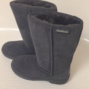 New Bearpaw gray boots size women’s 6